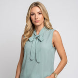 Elegante Mouwloze Blouse met Strikdetail