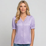 Luchtige Blouse met Knoopdetail en Comfortabele Pasvorm