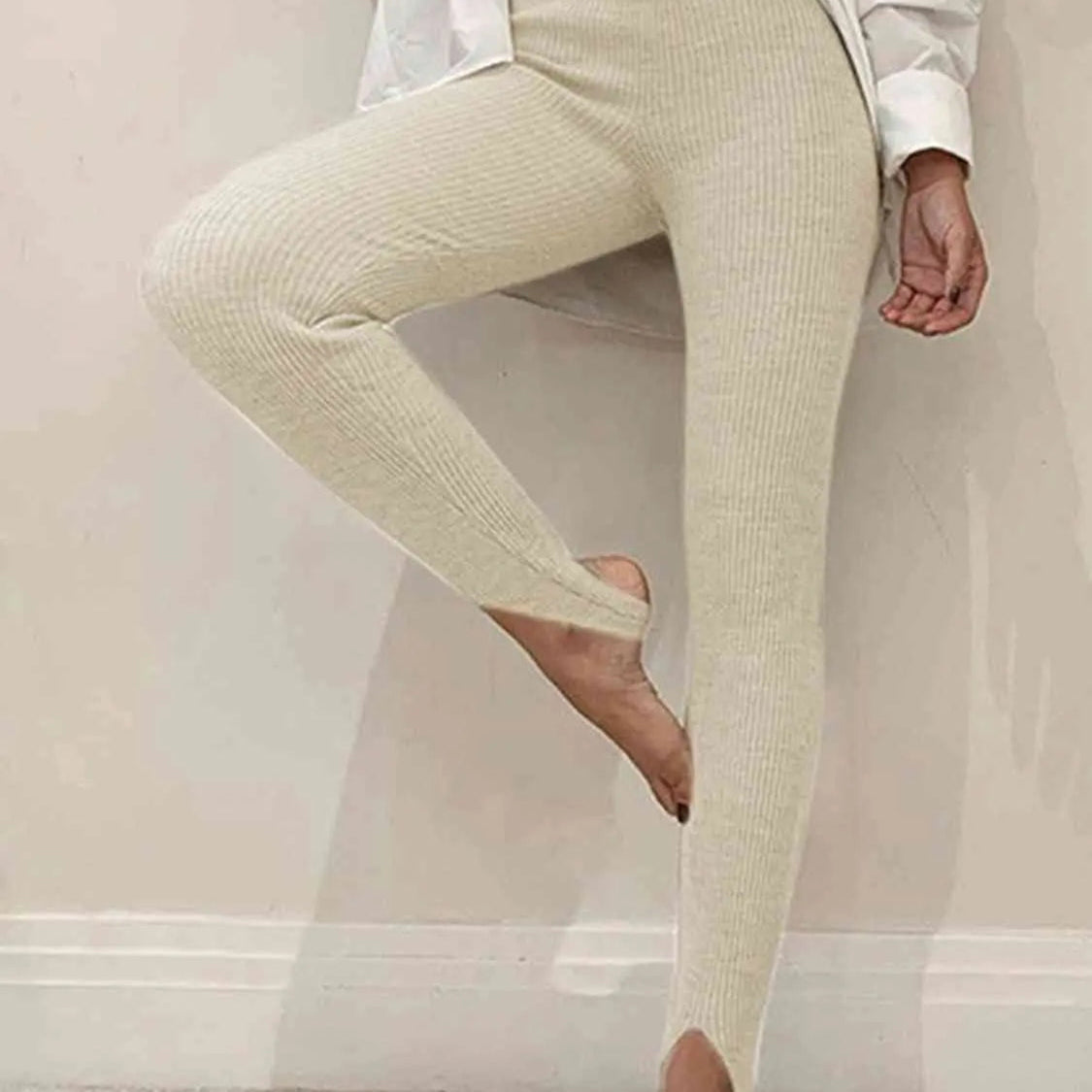 Clara | Geribbelde Mid-Waist-Leggings – Comfort en Stijl voor Elke Dag