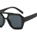 Oversized Zonnebril met Statement Frame en UV Bescherming