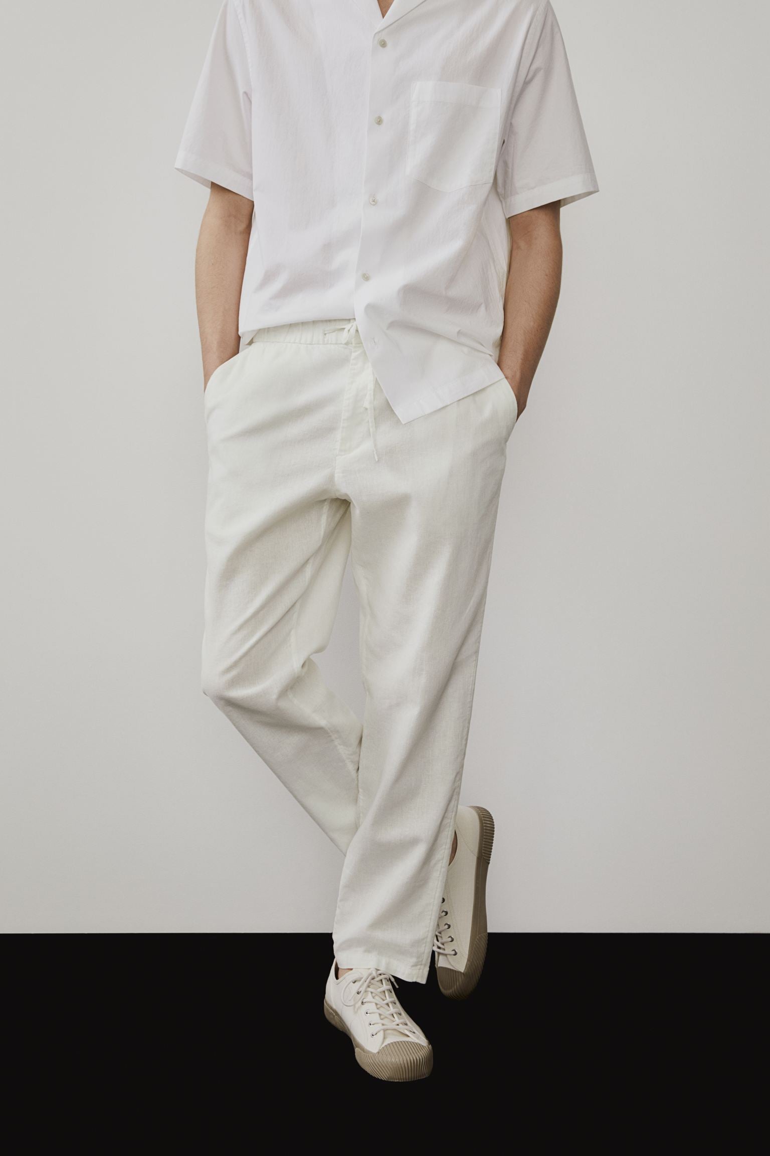 Heren-Casualbroek met Koord – Minimalistische Look in Meerdere Kleuren
