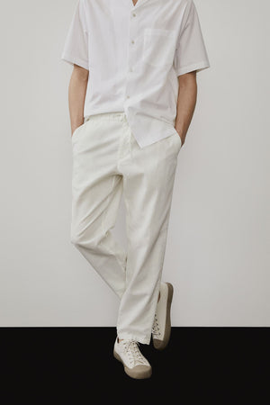 Heren-Casualbroek met Koord – Minimalistische Look in Meerdere Kleuren