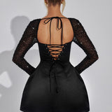 Nina | Satijnen Minidress met Glanzende Lange Mouwen