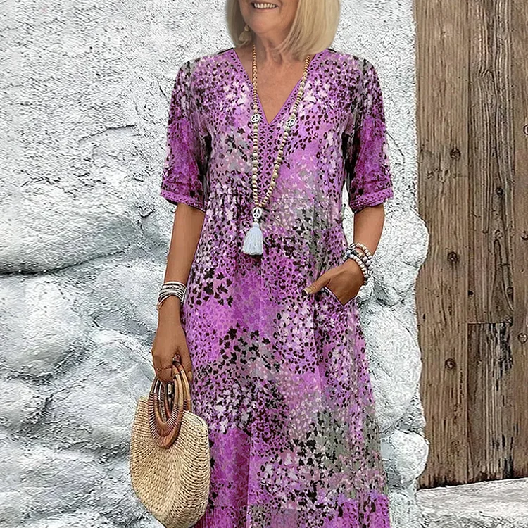 Zomerkleed met V-hals & Allover-patroon – Kniehoog & comfortabel