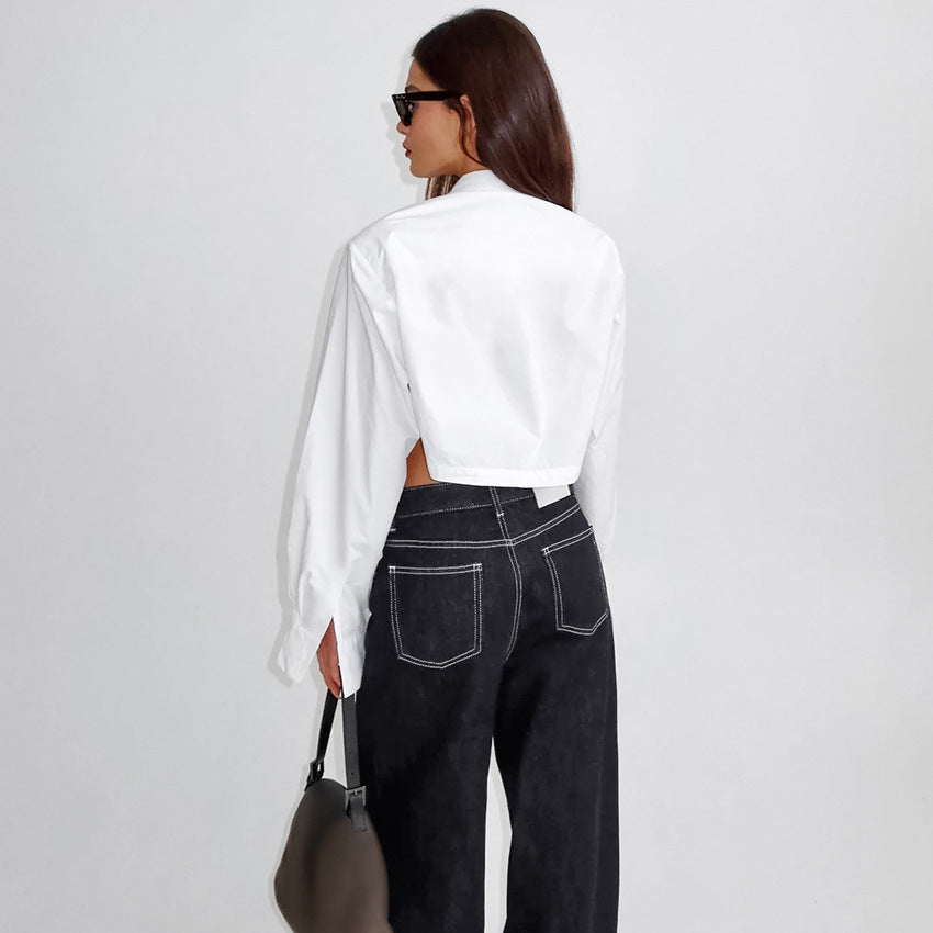 Gekorte Damesblouse – Modern, Minimalistisch & Modieus Geaccentueerd