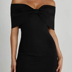 Elly | Off-shoulder Minikleed met Strikdetail