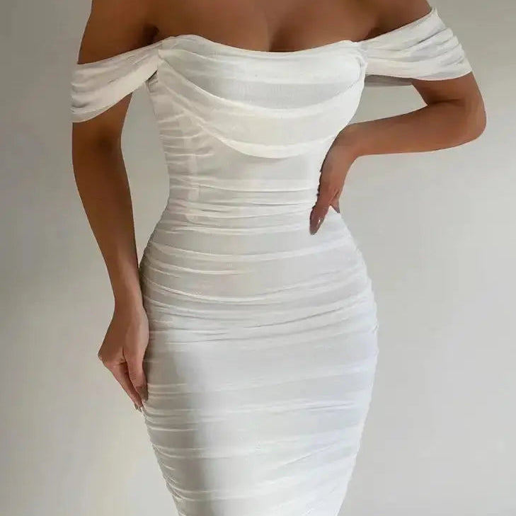 Chloë | Elegante off-shoulder witte Bodycon midi-jurk met ruches