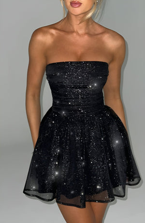 Katrina | Schouderloos Minikleed met Glitterdetails en Uitlopende Rok