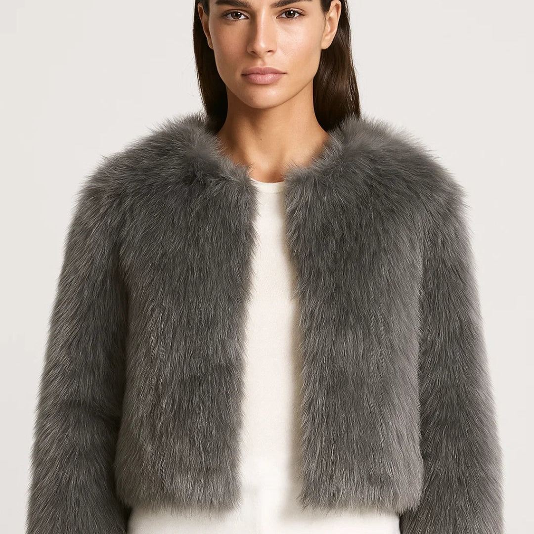 Elegante Korte Teddy Jas met Ronde Hals en Zachte Afwerking