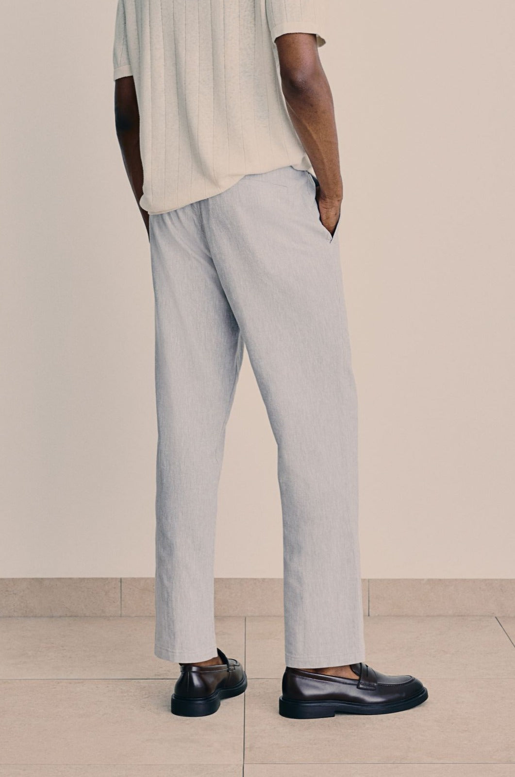 Heren-Casualbroek met Koord – Minimalistische Look in Meerdere Kleuren