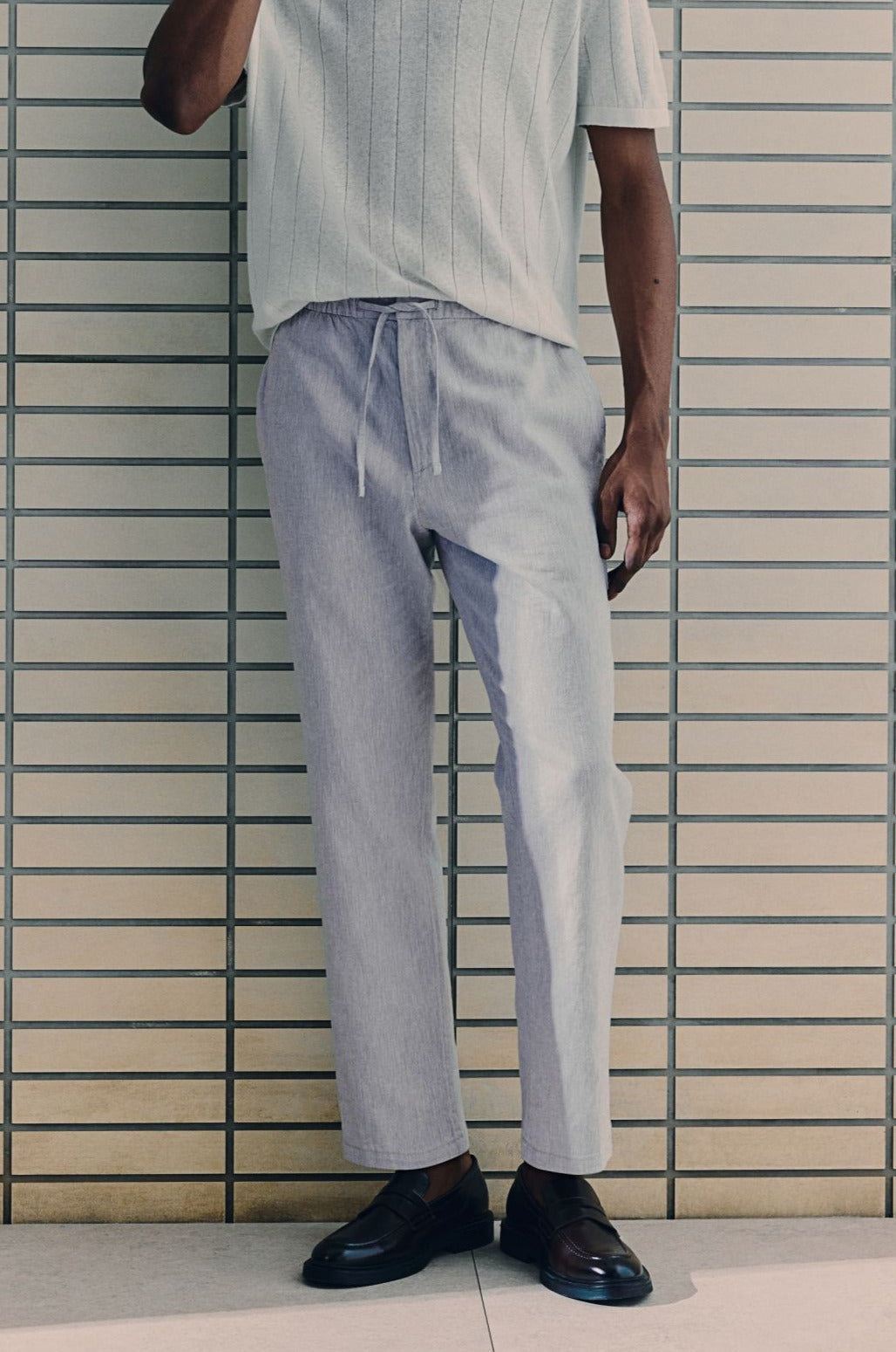 Heren-Casualbroek met Koord – Minimalistische Look in Meerdere Kleuren