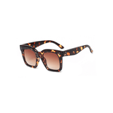 Tortoiseshell Zonnebril met Grote Glazen en Luxe Look